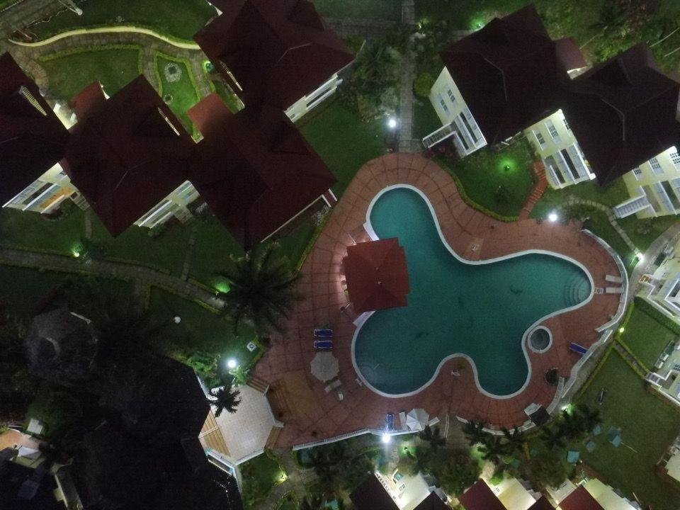 River Side Apt 9 @ Mystic Ridge. Ocho Rios Kültér fotó