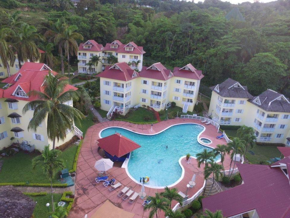 River Side Apt 9 @ Mystic Ridge. Ocho Rios Kültér fotó