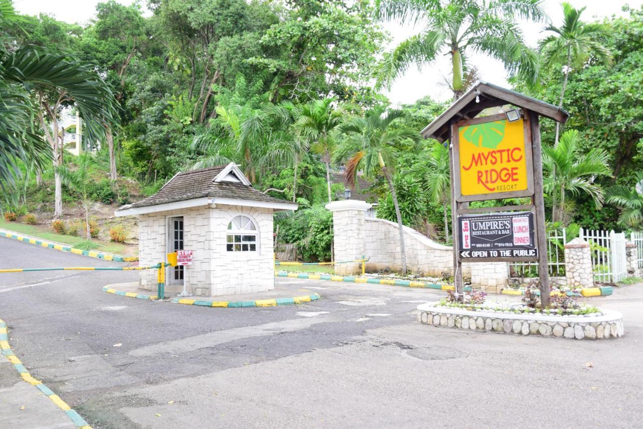 River Side Apt 9 @ Mystic Ridge. Ocho Rios Kültér fotó