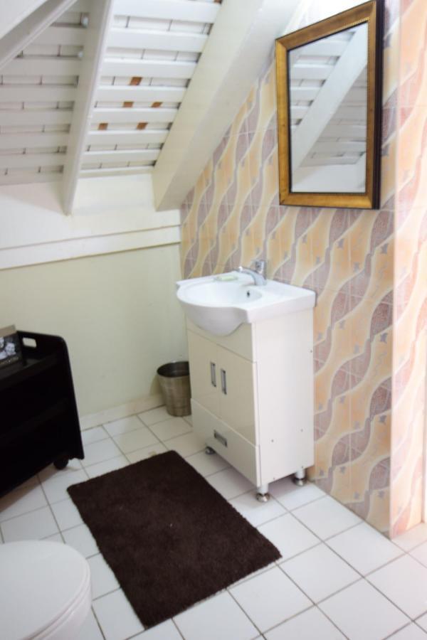 River Side Apt 9 @ Mystic Ridge. Ocho Rios Kültér fotó