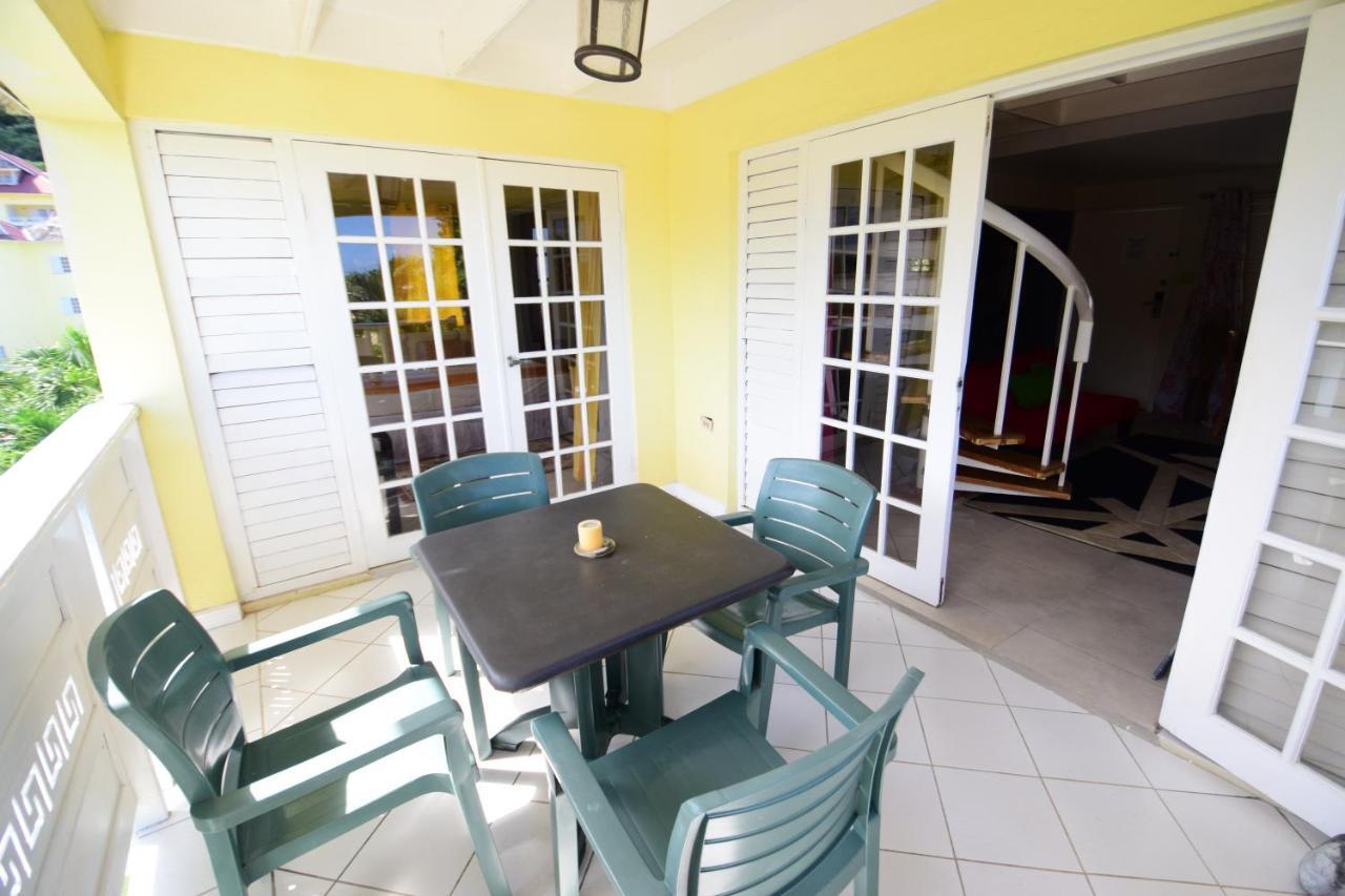River Side Apt 9 @ Mystic Ridge. Ocho Rios Kültér fotó